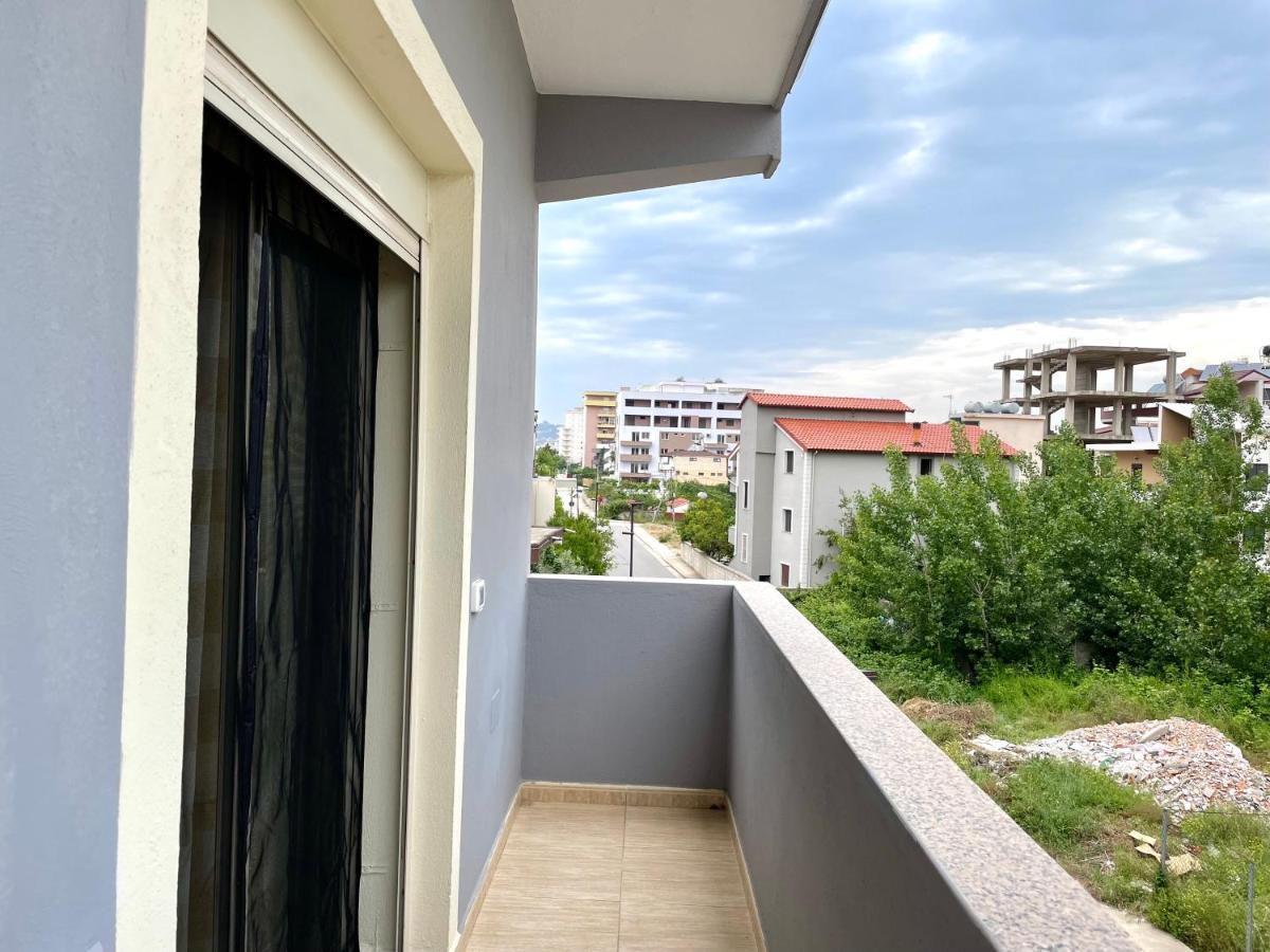 Lumturi Resident Apartment Durres Bagian luar foto