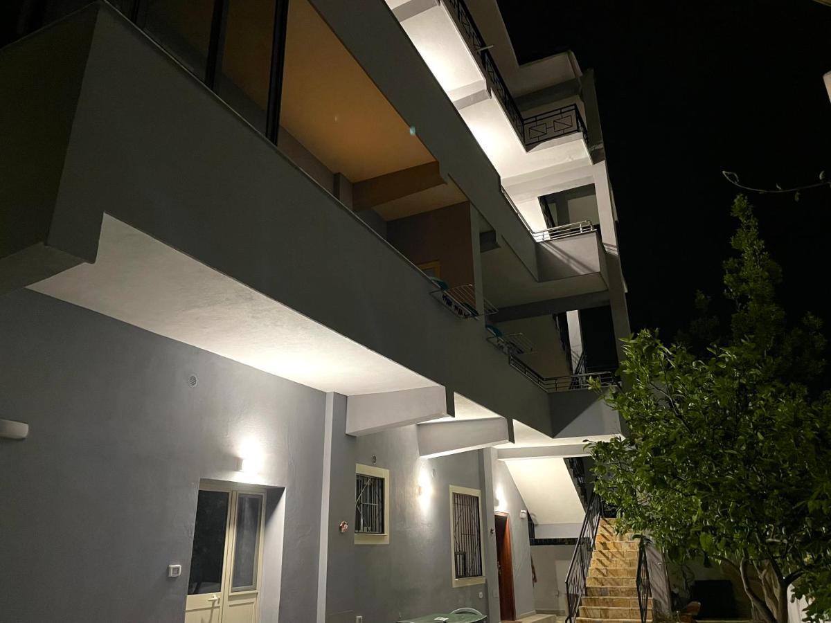 Lumturi Resident Apartment Durres Bagian luar foto