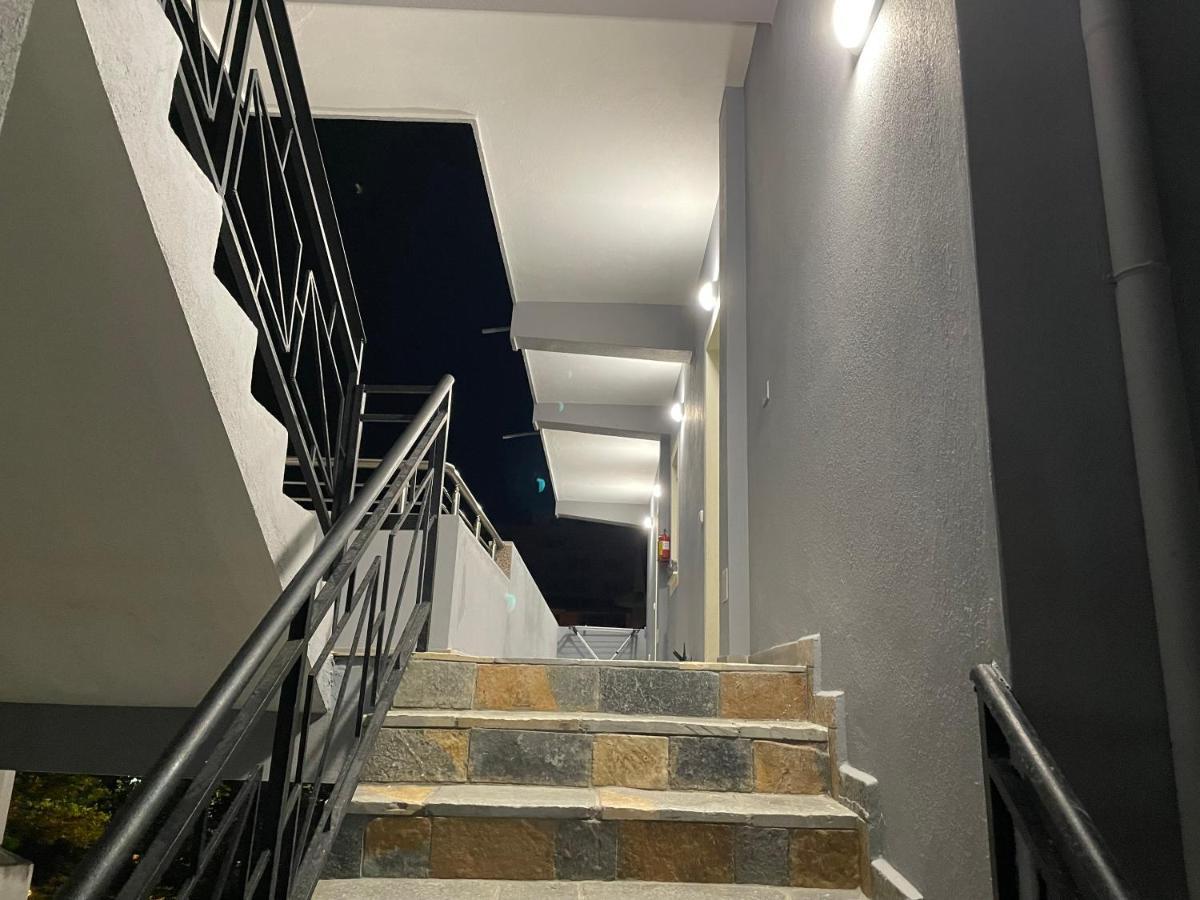 Lumturi Resident Apartment Durres Bagian luar foto