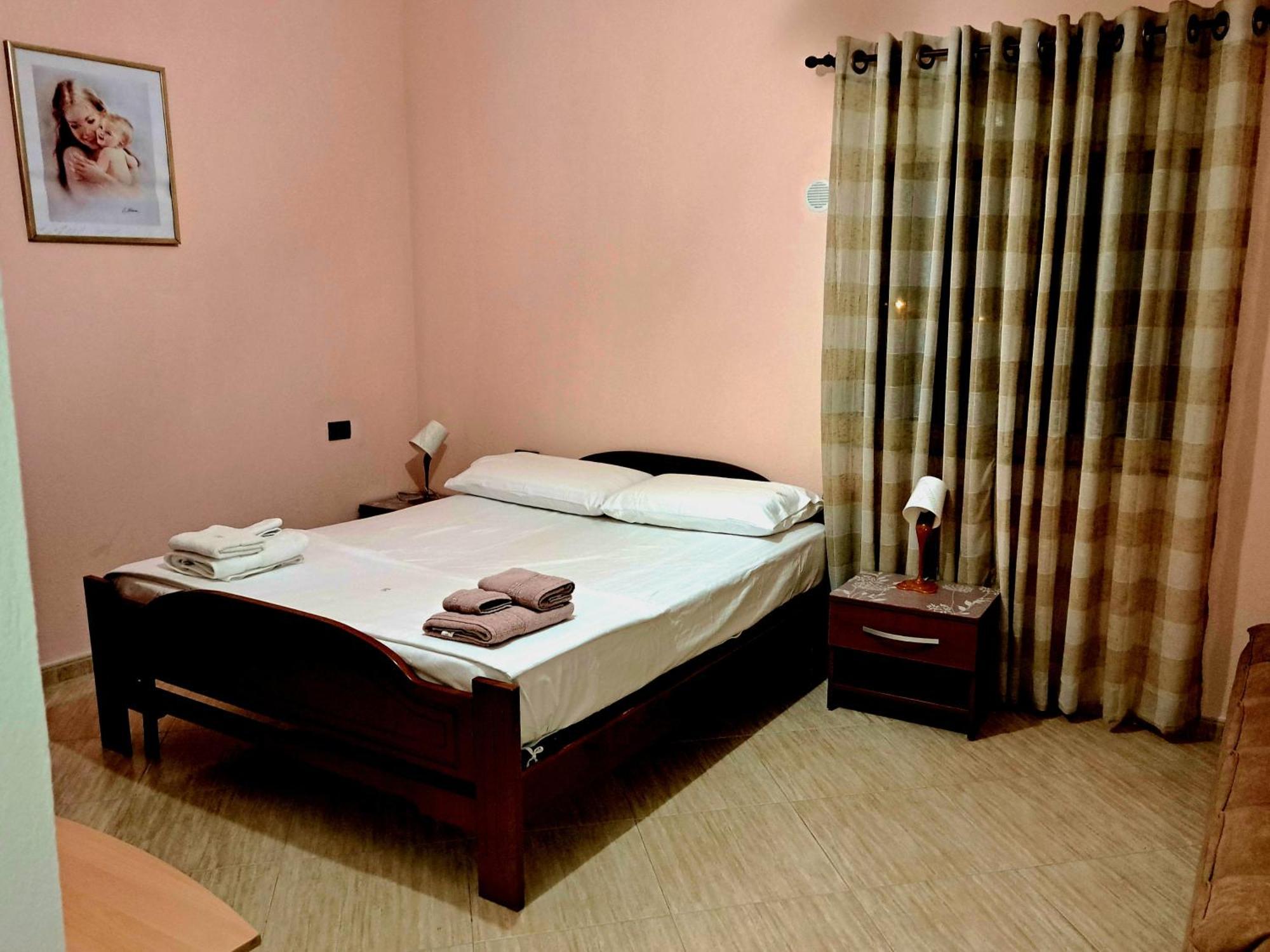 Lumturi Resident Apartment Durres Ruang foto